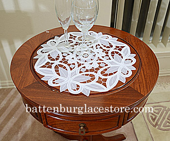 Round Doilies. Christina Crystal Lace 14" Round. White. 2 pieces